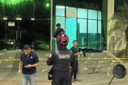El crimen ocurrió en los exteriores de una entidad bancaria.
