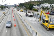 Las obras en la av. del Bombero, en Guayaquil.