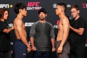 Tatsuro Taira y HyunSung Park en el momento del careo previo a la pelea de UFC.