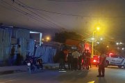 Sujetos que se movilizaban en varias motos llegaron hasta este lugar y asesinaron a un hombre