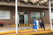Sobrevivientes de los tiroteos fueron llevados hasta casas de salud en Babahoyo.