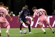 Willian Pacho (c) vuelve a la titularidad de PSG luego de ser sancionado en el Mundial de Clubes.