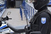 El gendarme es un policía en servicio activo que trabaja en la capital de los ecuatorianos.