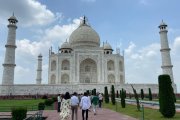 El Taj Mahal,
una de las siete nuevas maravillas del mundo, está en Agra, India.
