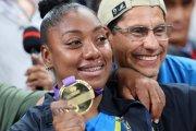 La foto: Juleisy Angulo campeona del Mundo de jabalina y Jefferson Pérez el primer medallista JJ.OO.