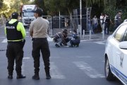 Varias unidades de la Policía llegaron al sitio para levantar evidencias.