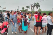 Los familiares de la víctima llegaron hasta el sitio para identificarlo.