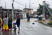 Seis fundas negras con restos humanos, fueron encontradas en una calle de un barrio del norte de Machala