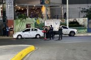La Policía y la Fiscalía iniciaron la investigación para determinar causas y responsables de este ataque armado que dejó tres víctimas.