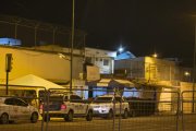 La cárcel de Machala está custodiada por 200 policías y militares.