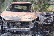 La Policía Nacional ubicó cadáveres junto a un carro incinerado que había sido robado en Quito