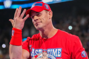 John Felix Anthony Cena es un luchador profesional, actor y autor estadounidense