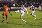 Liga de Quito visita a Libertad en el estadio Reina del Cisne.
