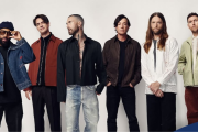 Maroon 5 es una banda musical de pop rock​ estadounidense originaria de Los Ángeles, California.