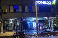 El atentado explosivo dejó parcialmente destruída una discoteca