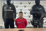 Imagen del presunto integrante de Los Lobos detenido en operativo policial.