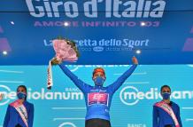 Jonathan-Caicedo-GirodeItalia-maglia-azzurra