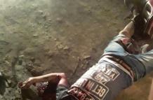 Diego Armando Castro, de 37 años, quedó tendido en la calzada.