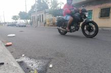 En este lugar quedó tendido el cuerpo de la víctima.