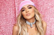 La artista acabó de estrena el video de su canción Bandolera.