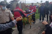 thumbnail_LO TRASLADARON AL HOSPITAL DE DAULE Y DEVIDO A LA GRAVEDAD A GUAYAQUIL