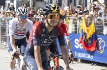 Richard-Carapaz-VueltaEspaña-líder-Ineos