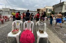 El carnaval se tomó las calles Alcedo y la Novena. Se bailaba en la calle, una celebración ‘con todos los juguetes’.