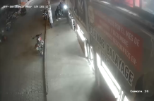 En imágenes quedó registrada la matanza en una peluquería del sur de Quito.