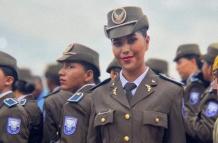 policía
