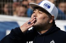 Argentine former football star Diego Armando Maradona blows a kiss du