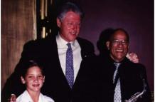 Lucho Silva junto  Bill Clinton