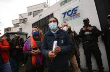 YAKU PEREZ (33077916)