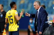 Gustavo-Alfaro-Ecuador-Copa-América