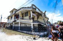 Ecuador se pronuncia ante el terremoto de Haití