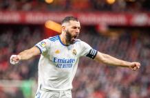 Karim Benzama hace que el Madrid pase a cuartos de final en Champions.