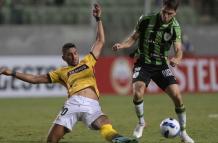 Barcelona empata en el Monumental.