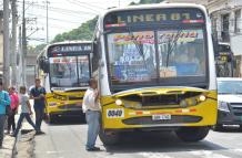 buses y taxis (4587211)