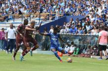 Emelec ganó en el Capwell con un doblete de Cabeza.