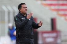 Aucas-entrenador-César-Farías