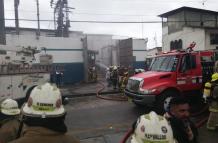 Incendio en el sur de Guayaquil dejó sin luz a ciudadelas cercanas