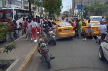 Taxista recibe balazo por mirar a asaltantes durante un atraco en Esmeraldas