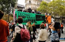 París revive la fiesta de la música tecno tras 2 años de sequía por la covid