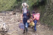 La Vía Zamora-Loja está cerrada por un deslizamiento de tierra en El Tambo