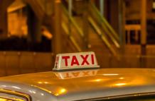 Los delincuentes utilizan  taxis amarillos para cometer sus fechorías. Los lugares escogidos para agarrar a su ‘presa’ son los centros comerciales.