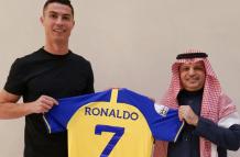 Cristiano Ronaldo ya firmó "oficialmente" un contrato de dos años con Al Nassr FC, de Arabia Saudí