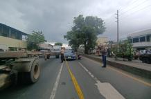 En crimen del miembro de la Armada ocurrió en el sur de Guayaqul. Viajaba en este auto,