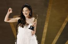 Michelle Yeoh, óscar a mejor actriz por 'Everything everywhere all at once'