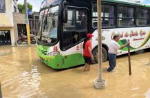 Las calles quedaron llenas de agua.