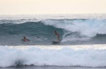 Fanny Villao surf Ecuador