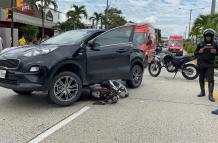 Los dos presuntos antisociales se movilizaban en una motocicleta.